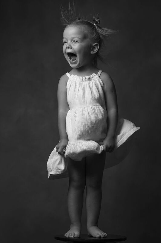 студийный портрет Мираphoto preview