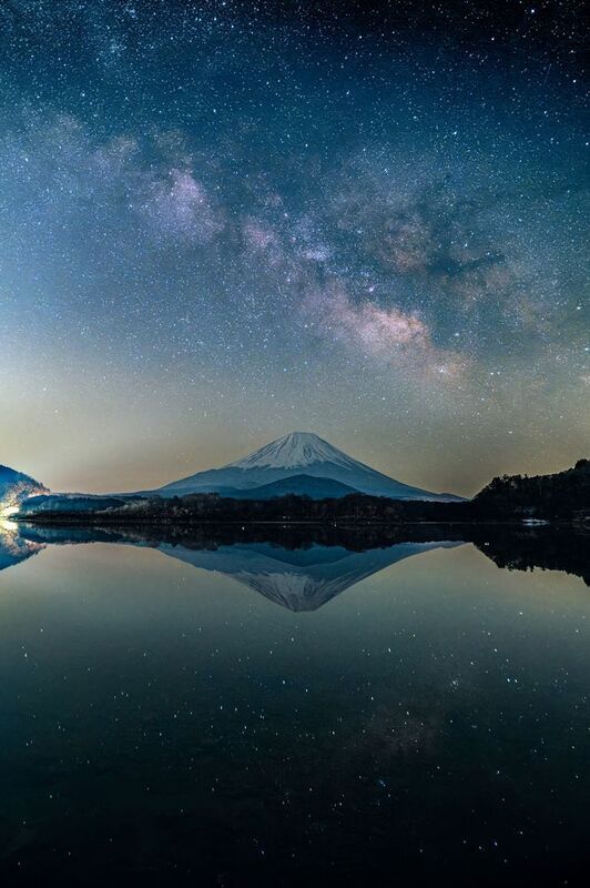 Mt.Fuji,Milkyway,starry Mount Fuji and the Milky Wayphoto preview