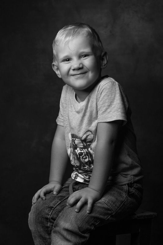 студийный портрет Игнатphoto preview