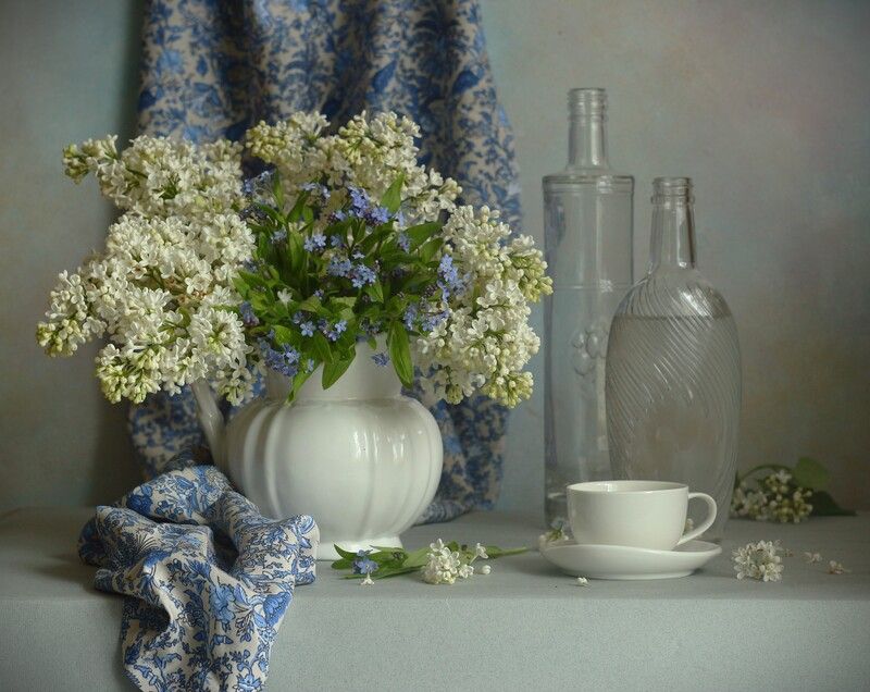 С незабудками и белой сиренью...photo preview