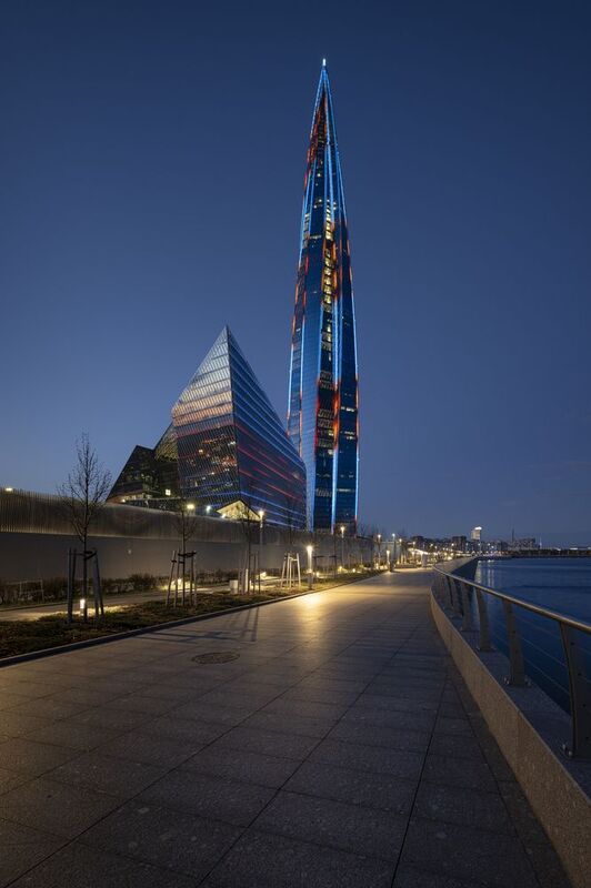 санкт-петербург , питер , лахта центр Лахта-центр в праздничном наряде .photo preview