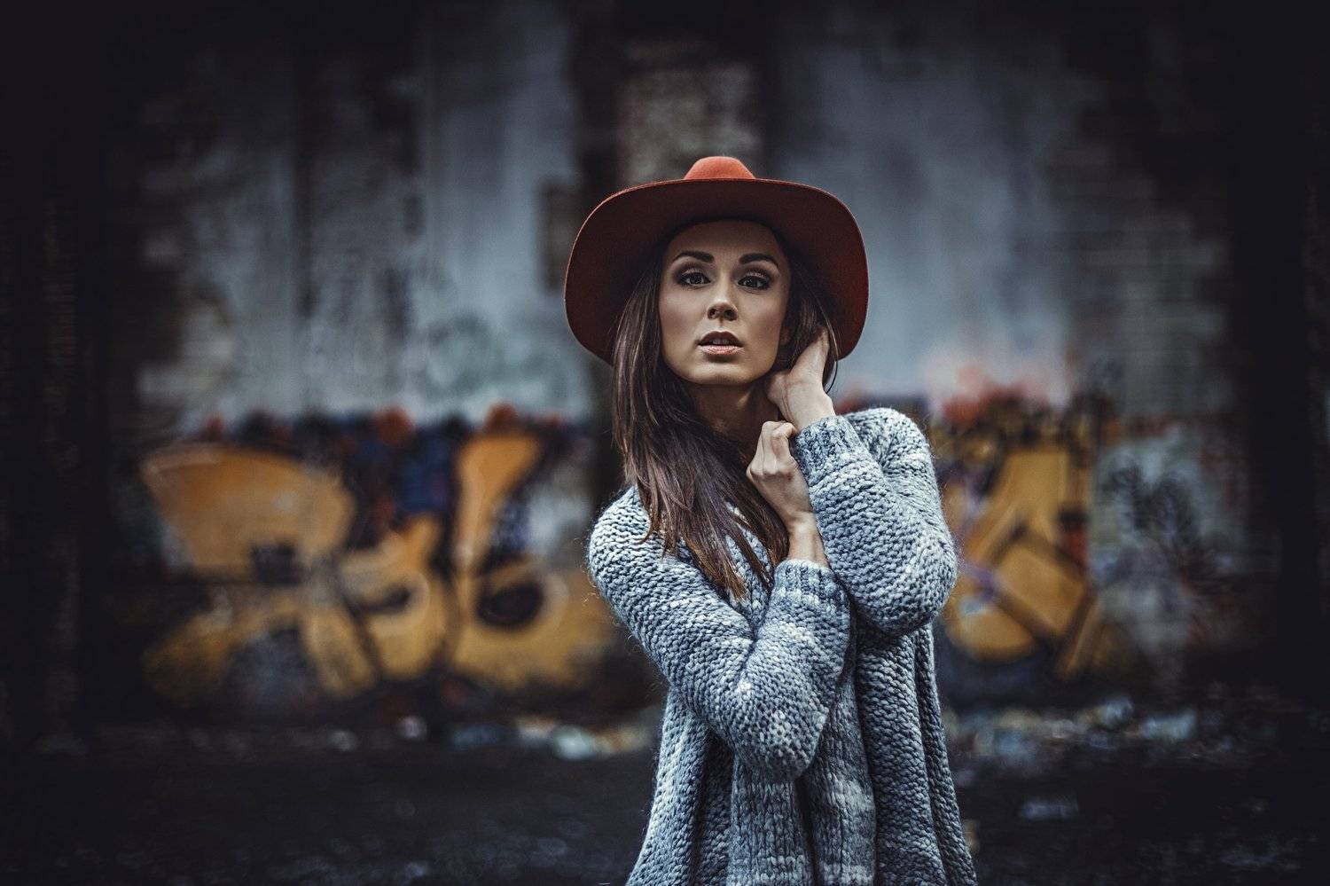 In a red hat. Автор: Damian Piorko Beauty, Fashion, Portrait, Woman, Damian Piorko