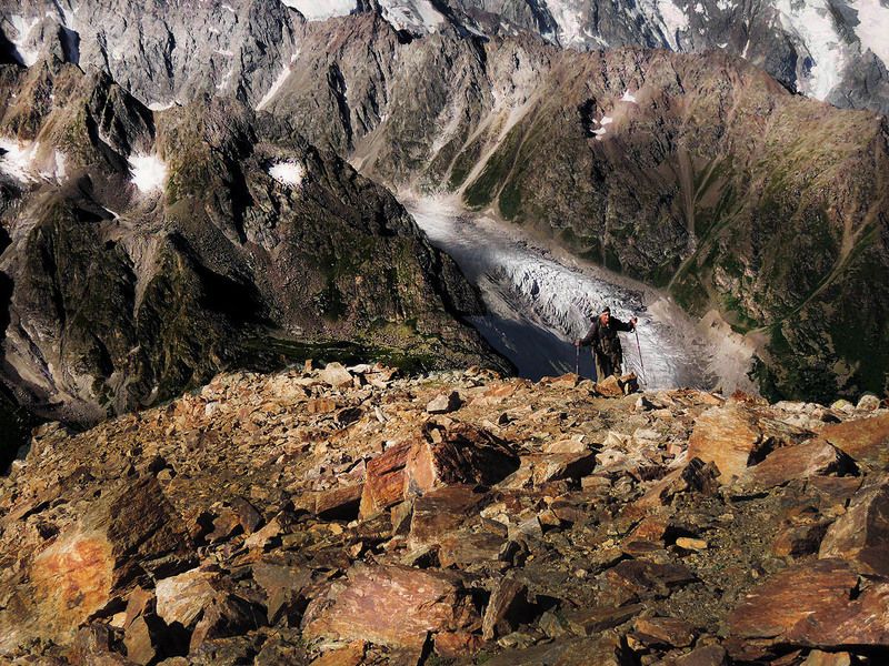 кавказ, турист, утро, солнце Хорошо идетсяphoto preview