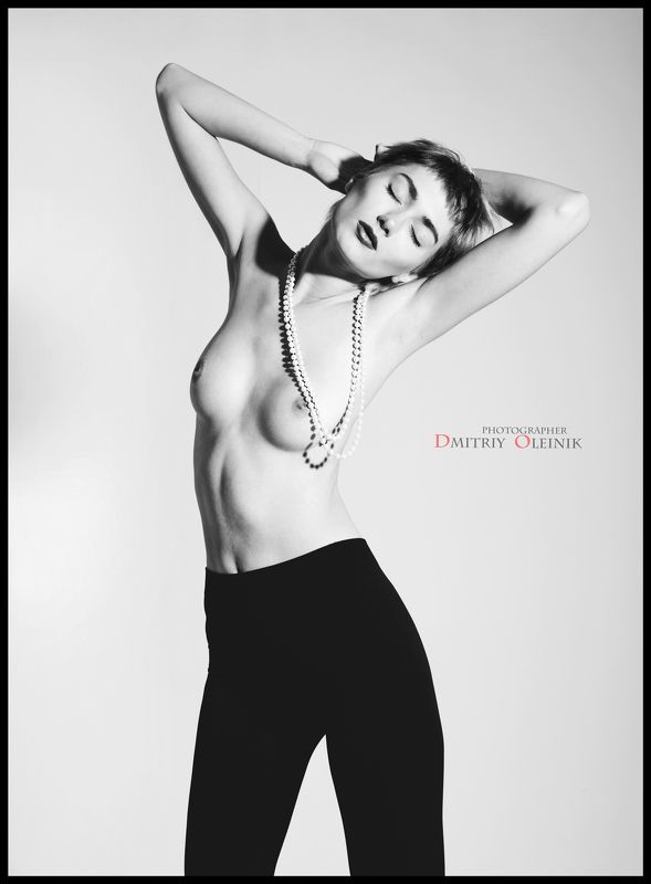 #nude #art #artnude #nudity #erotic #woman #girl #photography #photographer #ню #эротика #фотография #топлес *****photo preview