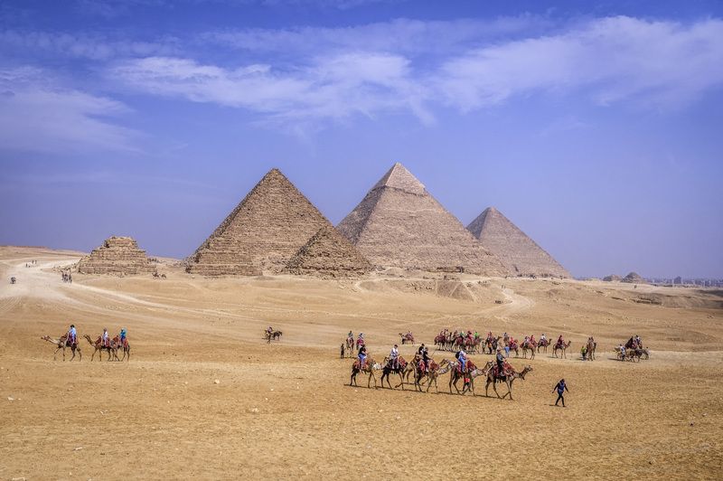 Городской пейзаж, пирамиды, Гиза, Каир, Египет Пирамиды Гизыphoto preview