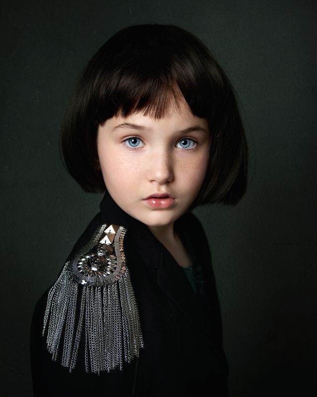 Есенияphoto preview