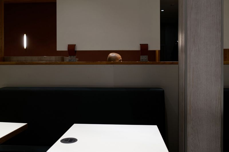 стрит, улица, репортаж Лысый и точкаphoto preview