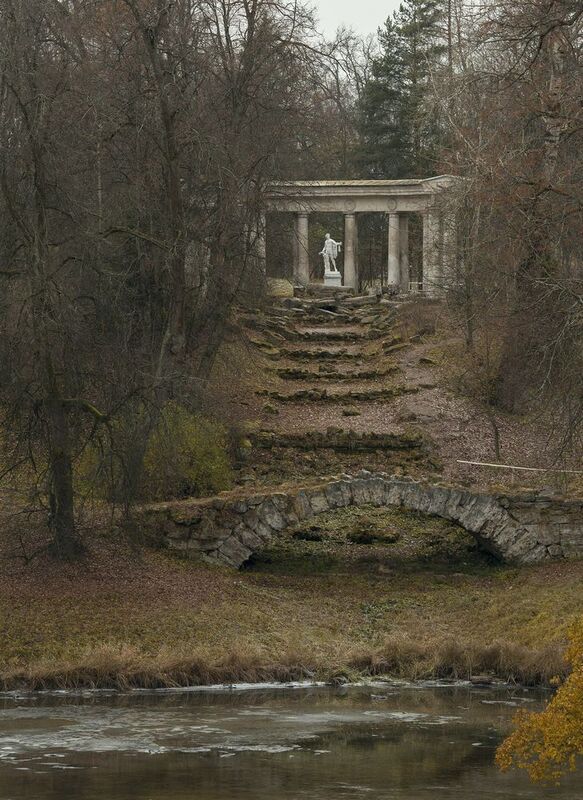 Затерялся Аполлон-ищет он Венеруphoto preview