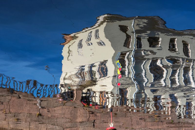 абстракция, акваабстракция, акваграфика, отражение на воде, призрачный мир осеннего петербурга, парейдолия, красивая вода, отражение на канале грибоедова, акварельный осенний петербург Призрачный мир осеннего Петербургаphoto preview