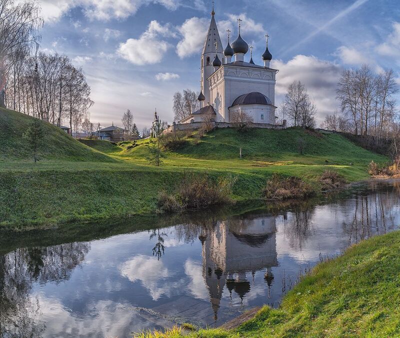 Россия, Иваново,церковь, архитектура В глубинкеphoto preview