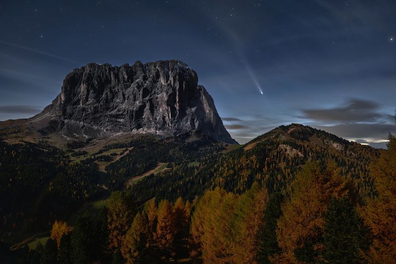 Комета C/2023 A3 (Цзыцзиньшань-ATLAS) в середине октябре 2024 годаphoto preview