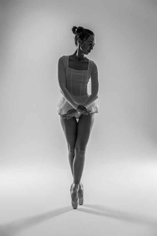 Ballerine in studio Baletphoto preview