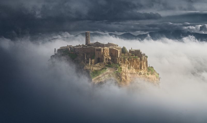 Civita di Bagnoregiophoto preview