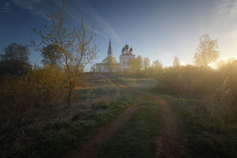 май, рассвет, село, храм, фототуры 2025 Новый деньphoto preview