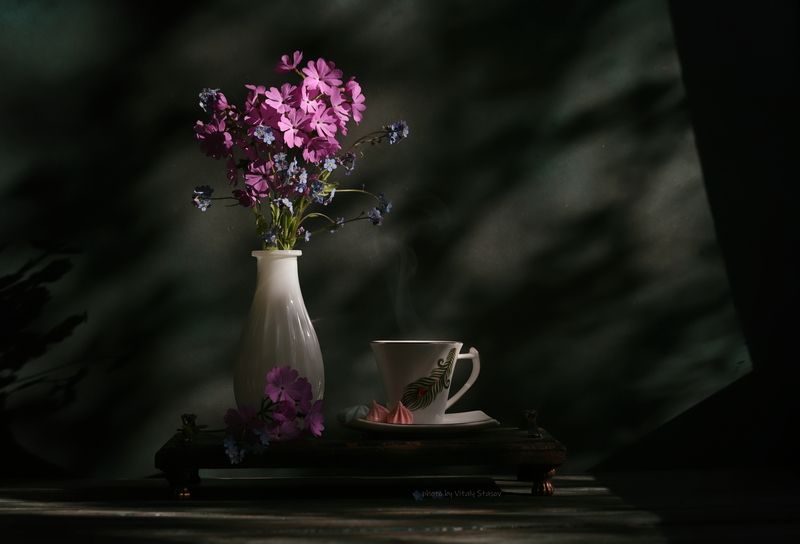 цветы, кофе, натюрморт, напиток, аромат, вкусно, flowers, coffee, still life, drink, aroma, delicious, bouquet , flowers Натюрморт на старой веранде..photo preview