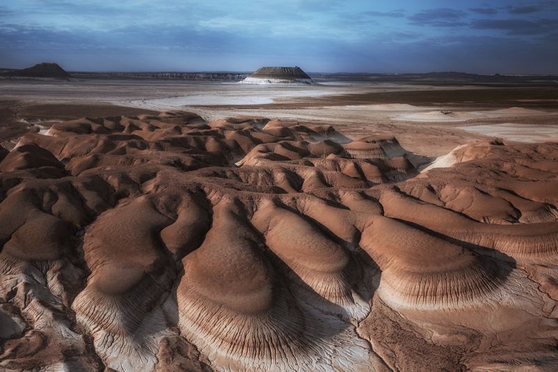 Казахстан Мангистау Мангышлак Бокты_гора утро Подлетая к Боктыphoto preview