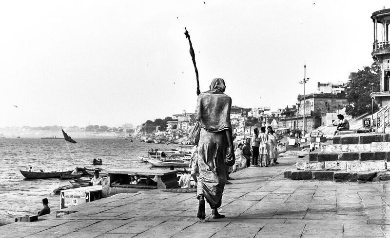 индия, варанаси, паломник, аскет, набережная, india, varanasi Путник и путыphoto preview