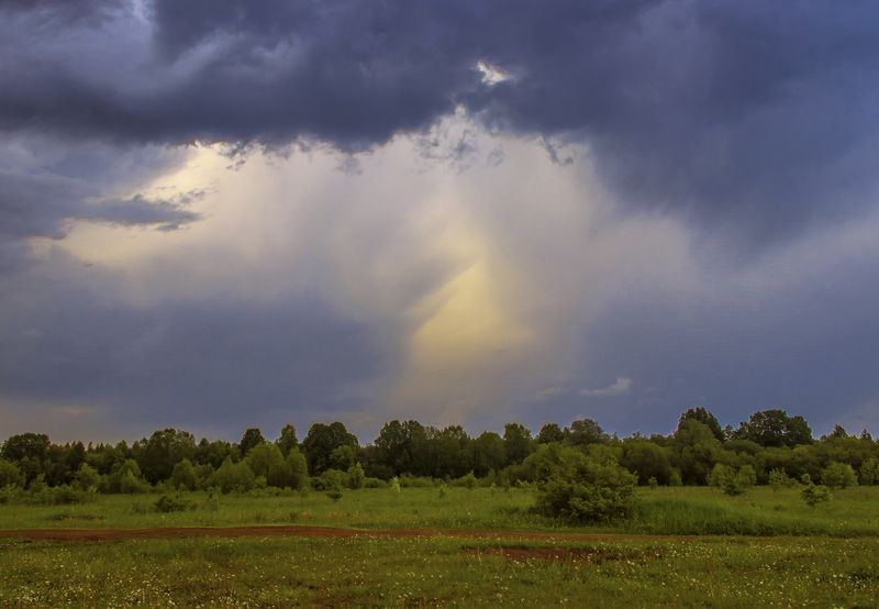 Киров, перед грозой, вечер Перед грозойphoto preview