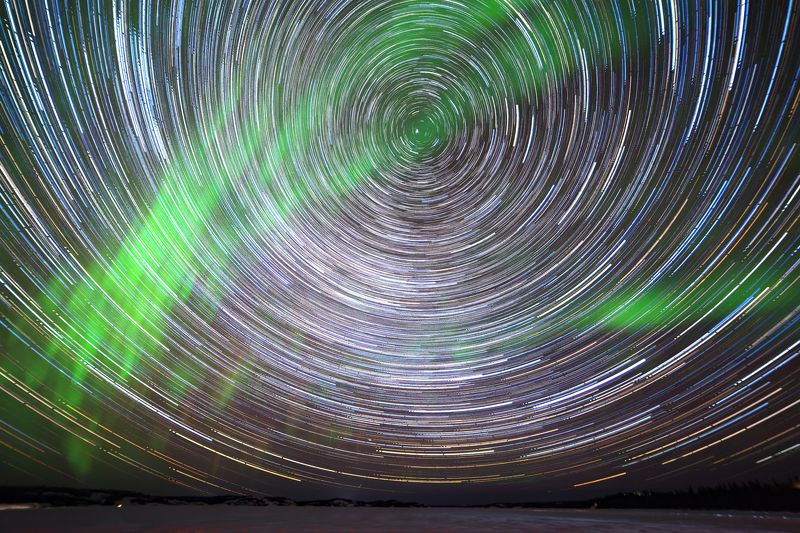 зима, снег, холод, озеро, лед, канада, аврора, северное сияние, звезды, треки Звездная Аврораphoto preview