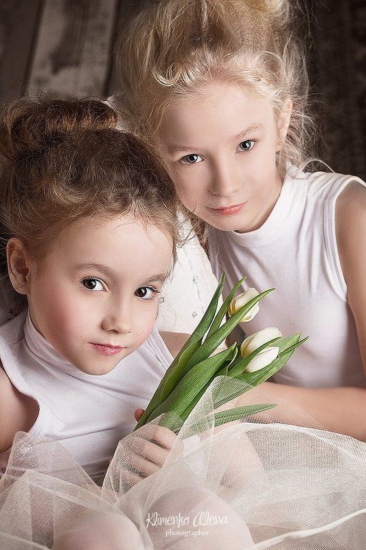 girls Girlsphoto preview