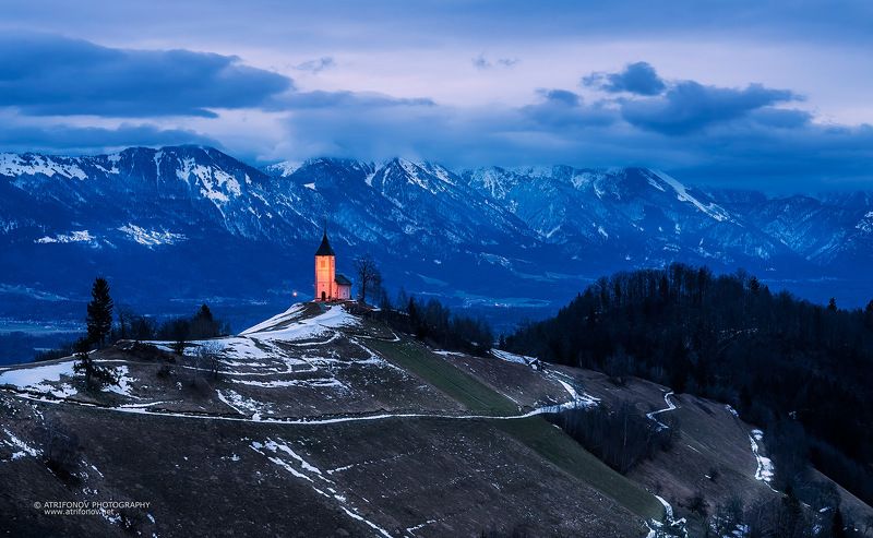 Jamnik, Slovenia, St. Primus, church, Europe, landscape, sunrise, winter, mountains, Alps, Julian Alps, light, red, snow,  Jamnikphoto preview
