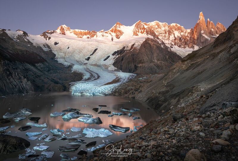 patagonia В первых лучах рассветаphoto preview