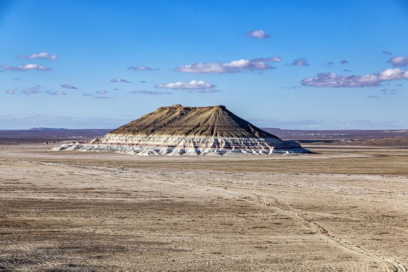 Айракты, Бозжира, Кокосем, Кокесем, Казахстан, Мангистау, Каньон, Тузбаир, отражение, Клыки, Корабль, Бокты, Лензбол, Арка, Закат, рассвет, день, пейзаж, долина шаров, яйца динозавров, Шергала, Тетис, Тирамису, Устюрт, Национальный парк, нацпарк, тучи, об Боктыphoto preview