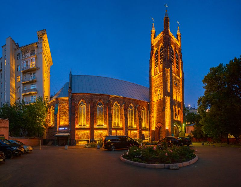 москва, вознесенский пер., 8/5с3 Англиканская церковь святого апостола Андреяphoto preview