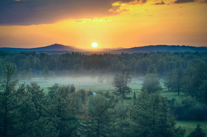 пейзаж, облака, природа, россия, закат, урал, горы, восход Багряный восходphoto preview