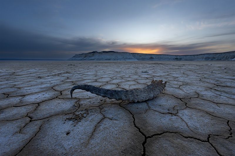 горы, солончак, закат, Казахстан Солончакphoto preview