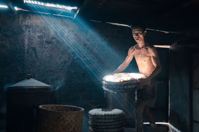 chelf; male portrait; street; dailylife; cake; food; travel; vietnam; binhthuan; \\\