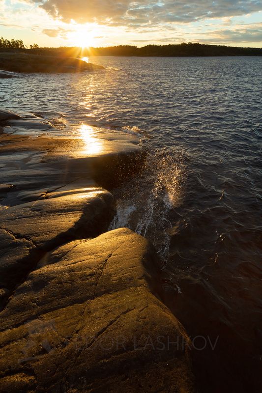 ладожское озеро, карелия, ладожские шхеры, национальный парк, лето, вода, берег, скалы, туман, скалы, берег, вода, закат, рассвет, солнце, Очищение природойphoto preview