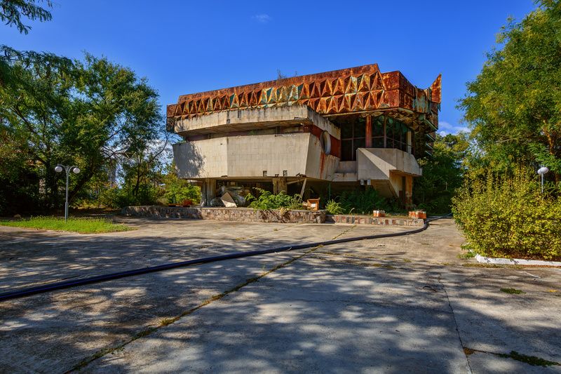 Заброшкаphoto preview