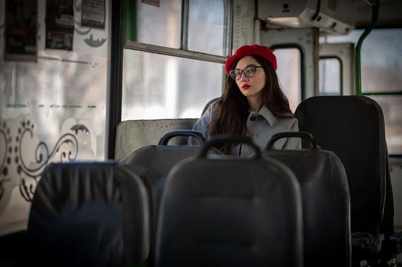 гелиос, старый объектив, ссср, ретро, блики, портрет, модель, девушка, транспорт, троллейбус, маршрутка, берет, очки МАРШРУТ № 1photo preview