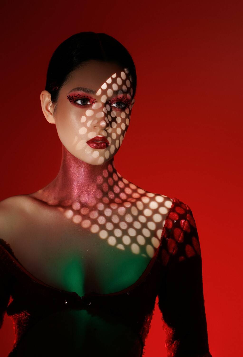 Woman in red. Автор: Горячева Оксана фешен, гламур, fashion, portrait, модель, арт, art, model, popular, Горячева Оксана