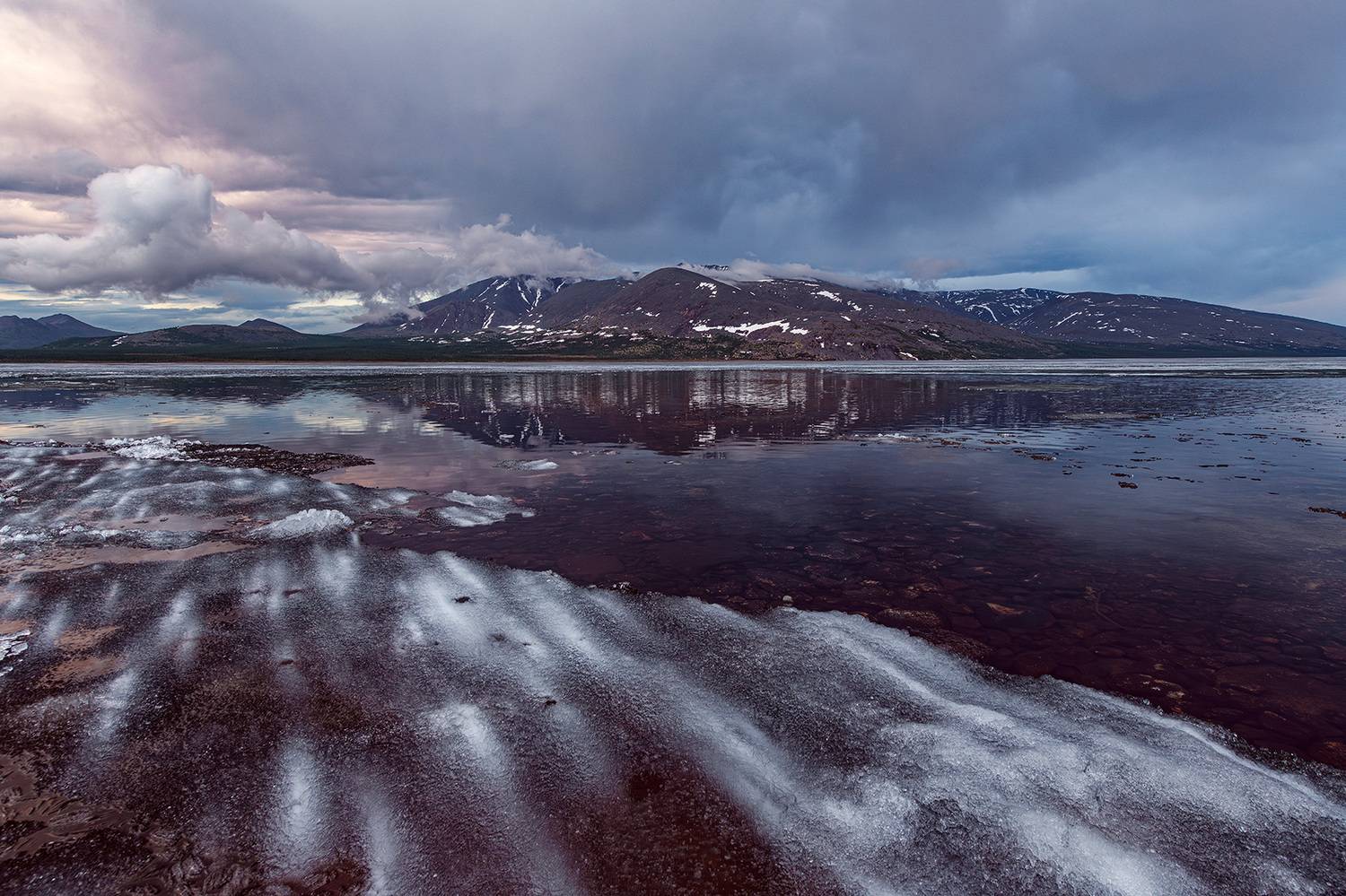 Июньский лёд на озере Момонтай. Автор: Сергей Карпухин , Сергей Карпухин