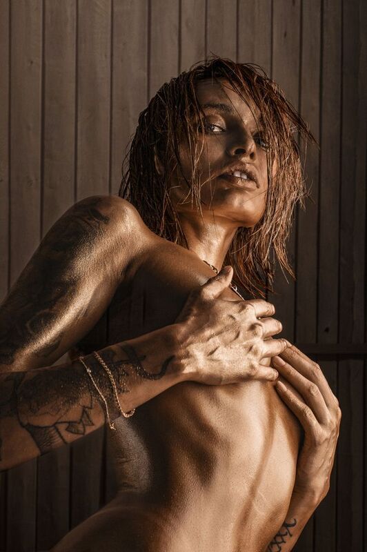 третьяковъ гламур секси ню золото  фото превью