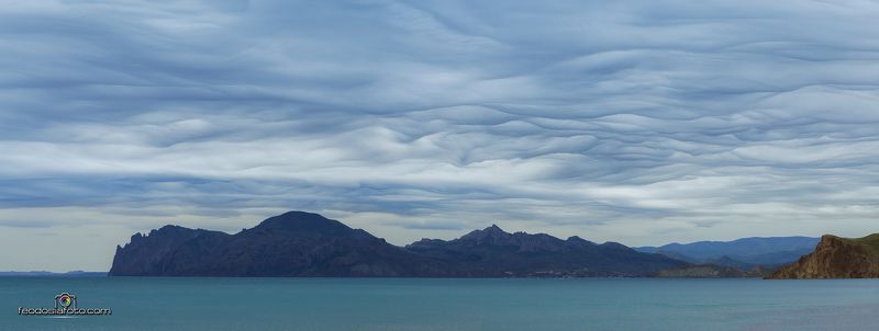 Необычное состояние облаков над Карадагомphoto preview