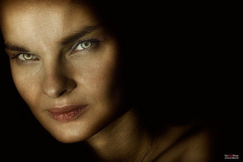 Take A Look In My Eyes IIphoto preview