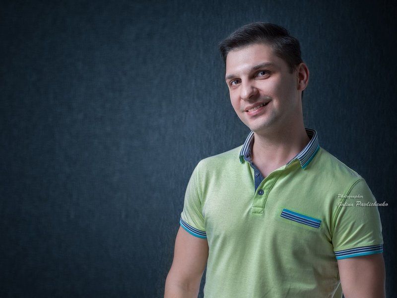 мужчина, парень, портрет, глаза, взгляд, лицо Мужской портретphoto preview