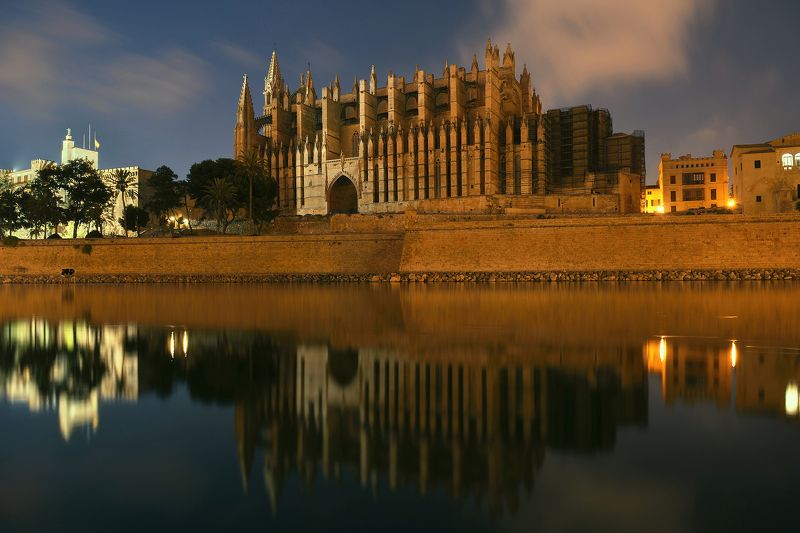 Ласео, Пальма, Майорка, Испания, кафедральный собор, ночь Ночной Ласео (Пальма де Майорка)photo preview