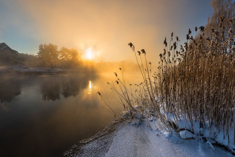 Балтезерс, Латвия, Рига, пейзаж, туман, картина, рассвет, утро, озеро, природа Туманное утро на Балтезерсphoto preview