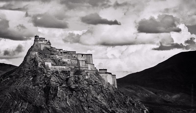 Гьянгдзе дзонгphoto preview