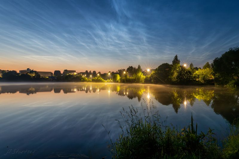 ночь, лето, пруд, лодка, серебристые облака, лысьва, пермский край Серебристые облака над прудомphoto preview