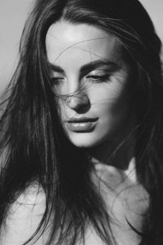 Лика чб фото превью