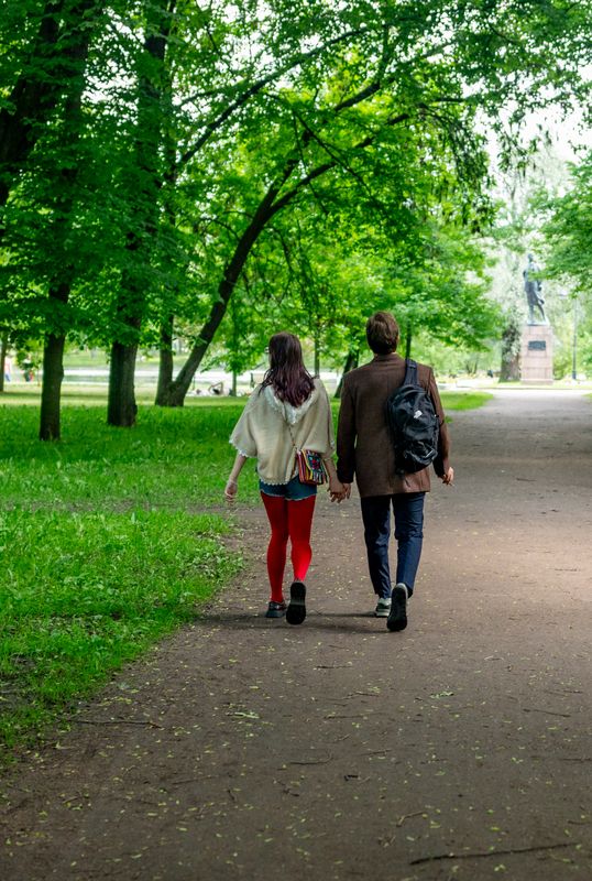 Прогулки по Питеру: \\ Три цвета - красныйphoto preview