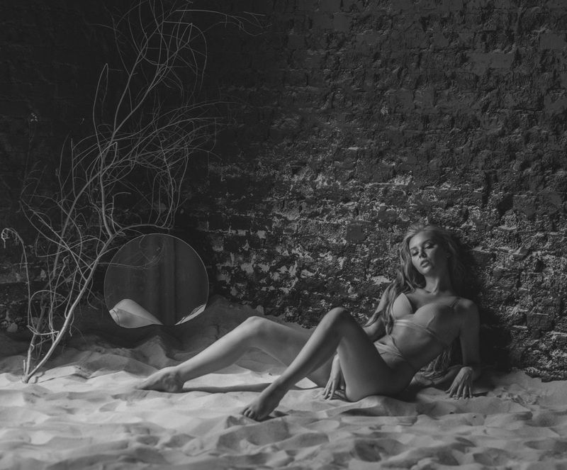 Helen фото превью