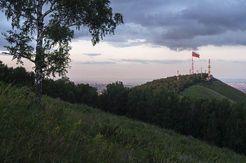 красноярск, гремячая грива, флагшток, николаевская сопка На закатеphoto preview