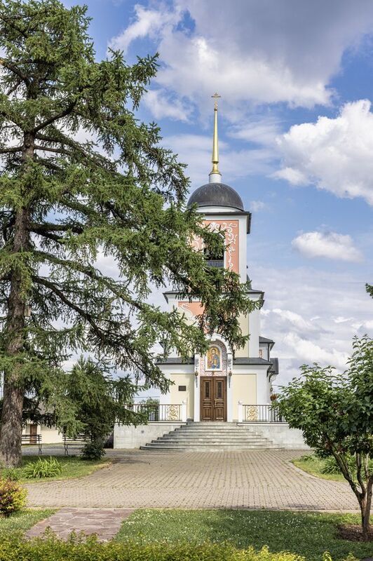 Никольский храм в деревне Дарьино Одинцовского округаphoto preview