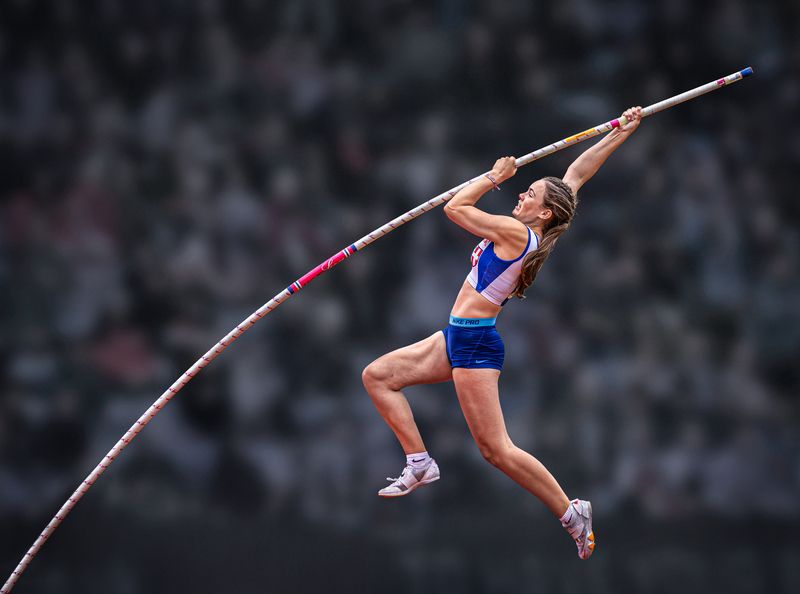 #sports #sports_photography #athletics #pole-vaulting #female_sports the upward drivephoto preview